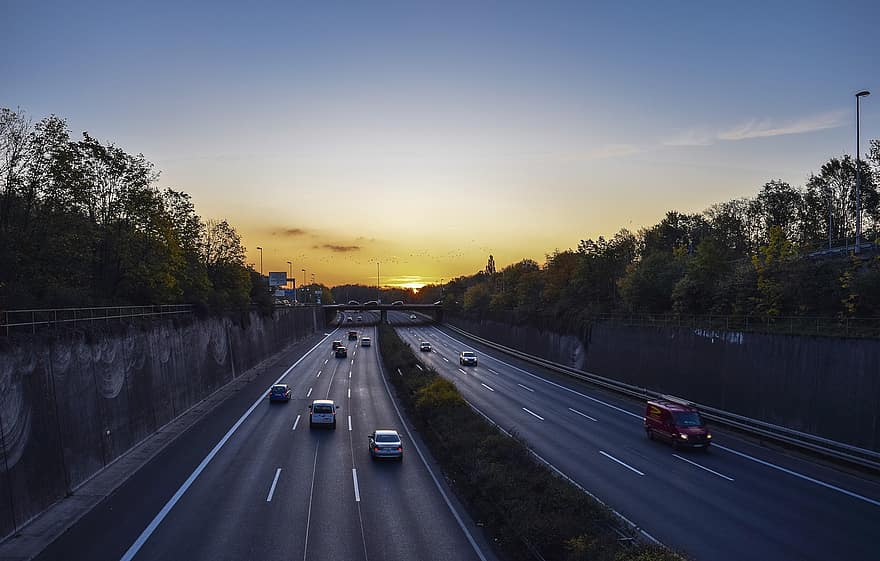 Rapport  du Sénat sur les autoroutes : comprendre le modèle de la concession (et arrêter de croire n’importe quoi)