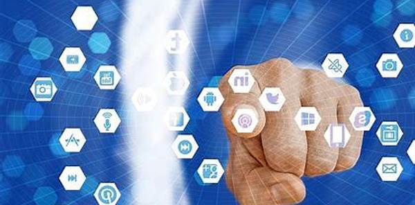 Réflexions autour de la Modélisation des dynamiques économiques par agents intelligents : analyse, exemples et potentialités